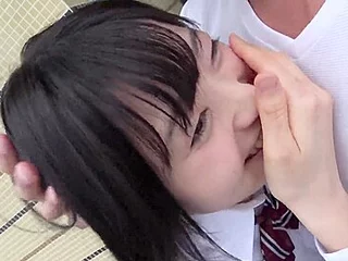 230717ホイホイついて来た娘に挿入a1